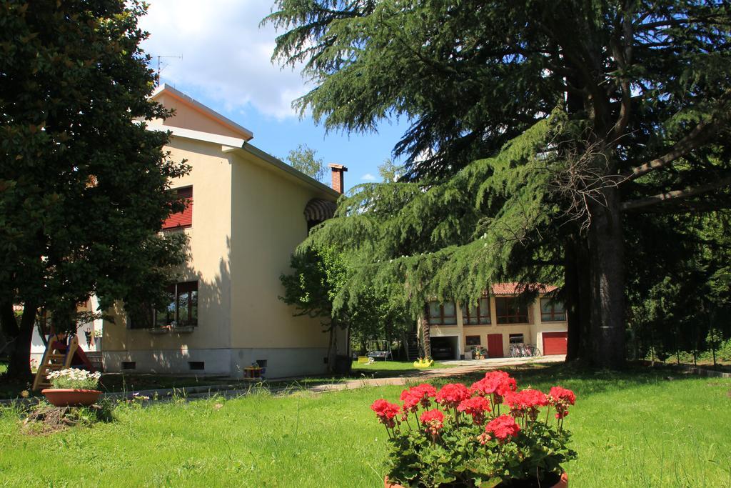 La Casa Dei Cedri Villa Fanna Luaran gambar